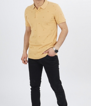 Мъжка тениска с якичка цвят горчица