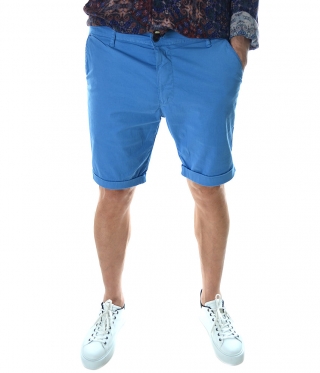 Мъжки къси панталони в небесно синьо