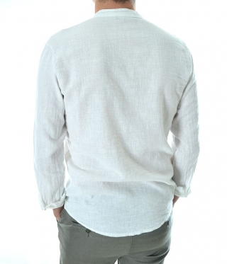 Ленена мъжка риза с попска яка в бяло