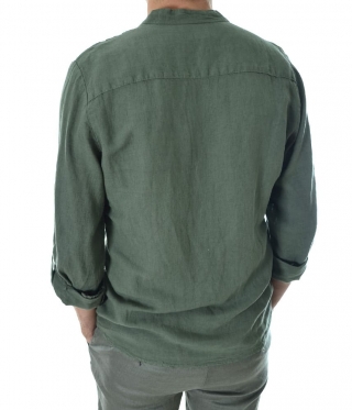 Зелена Мъжка ленена риза остро деколте с копчета