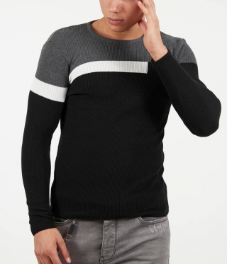 Мъжки втален пуловер в черно и сиво