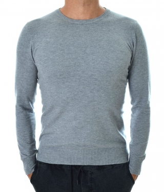 Мъжки сив пуловер обло деколте фино плетиво